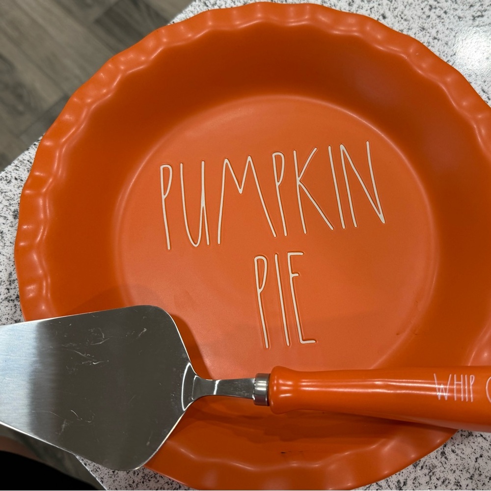 Rae Dunn Artisan Collection Orange Pie Dish